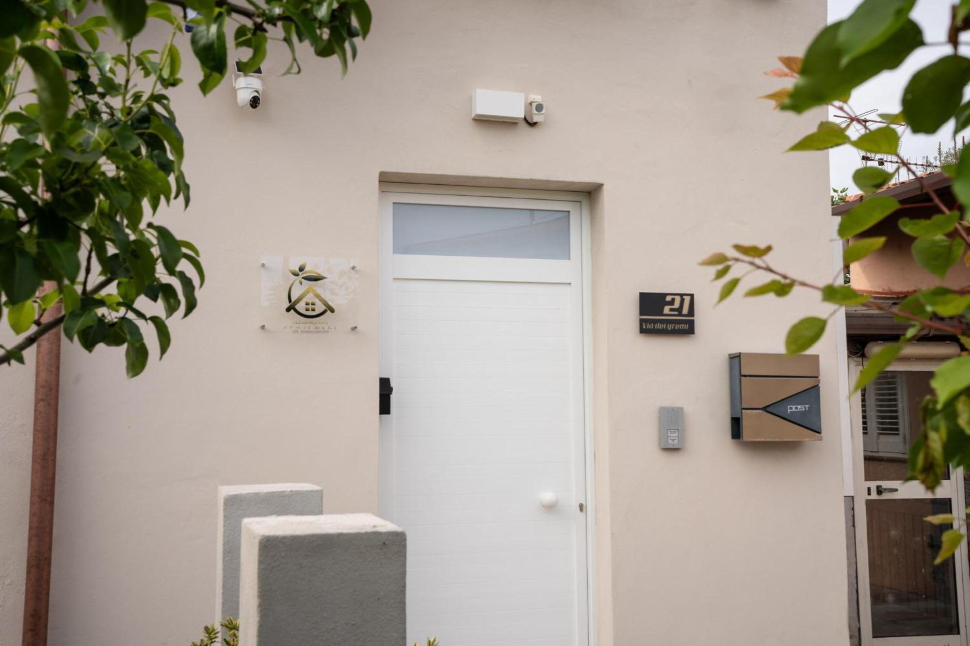 Alessandra'S Apartment Sassari Exterior foto